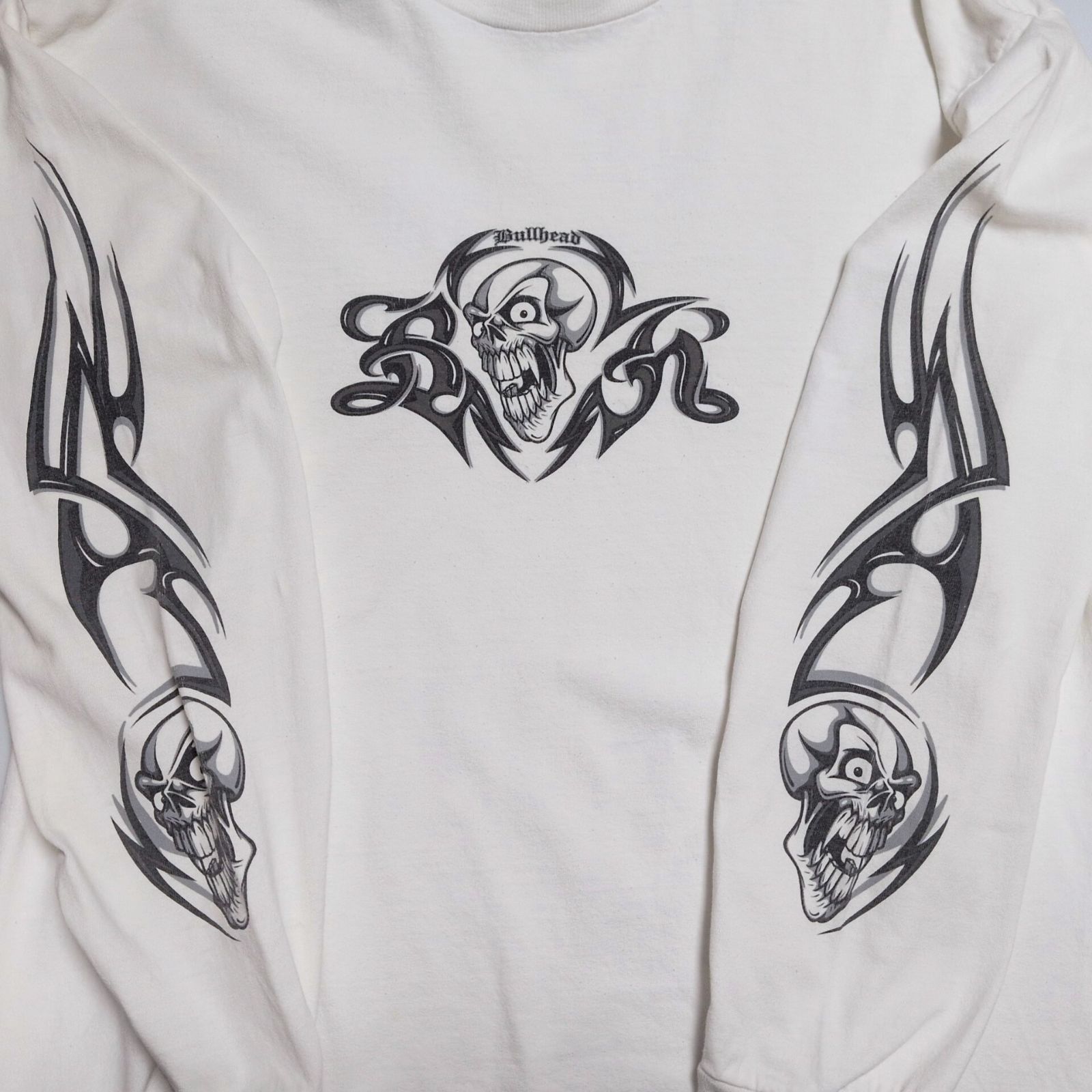 00s USA製 BULLHEAD（ブルヘッド） スカル トライバル ロングスリーブTシャツ ロンT ホワイト