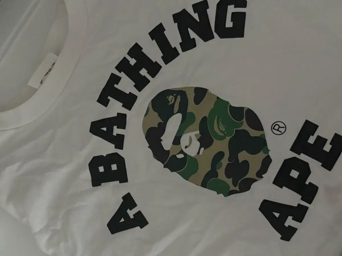 A BATHING APE アベイシングエイプ 半袖 Tシャツ 8,909円