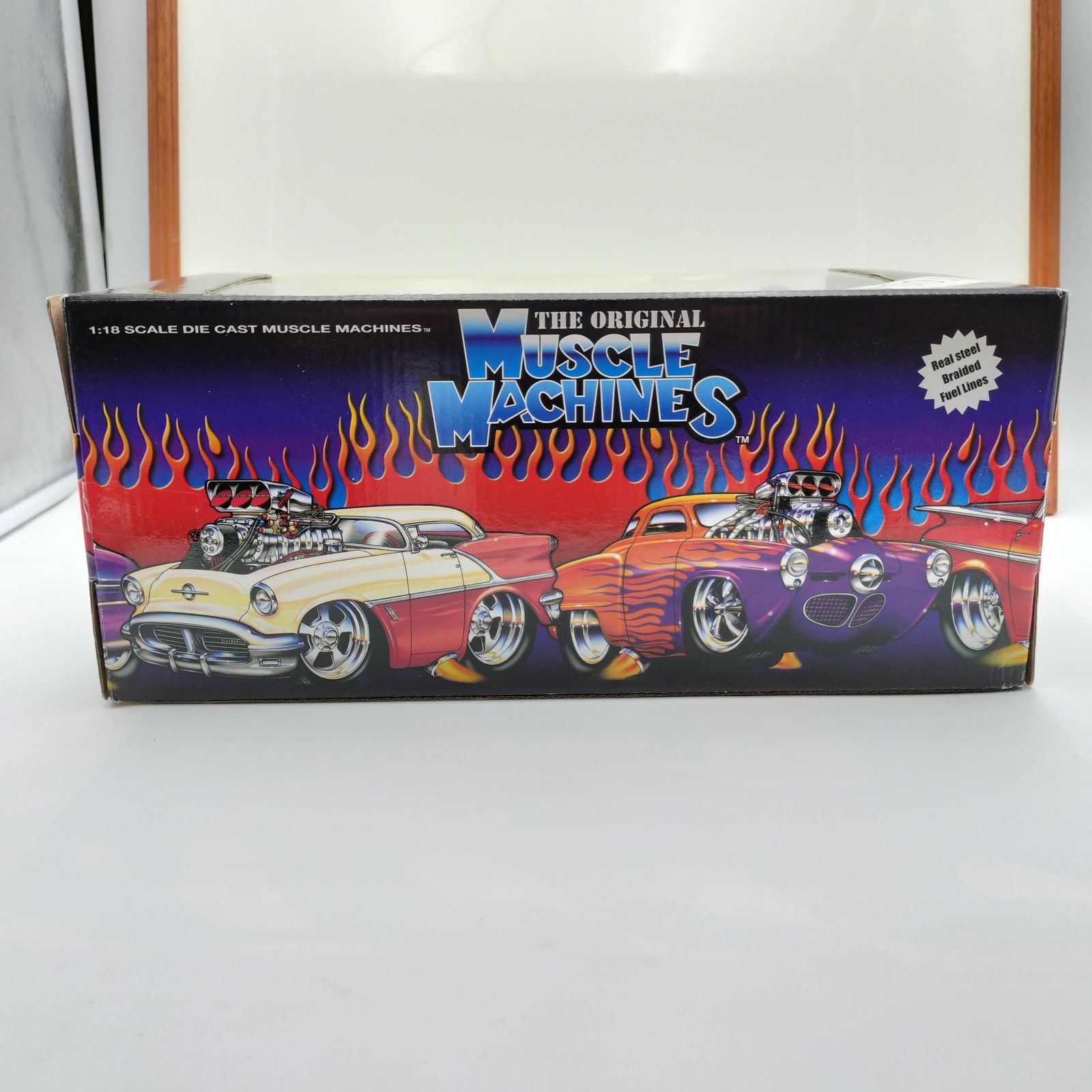 Muscle Machines（マッスルマシーンズ）製の1/18スケールミニカー 未開封】京商 1/18 マッスルマシーン '56 オールズ 88 ダイキャスト