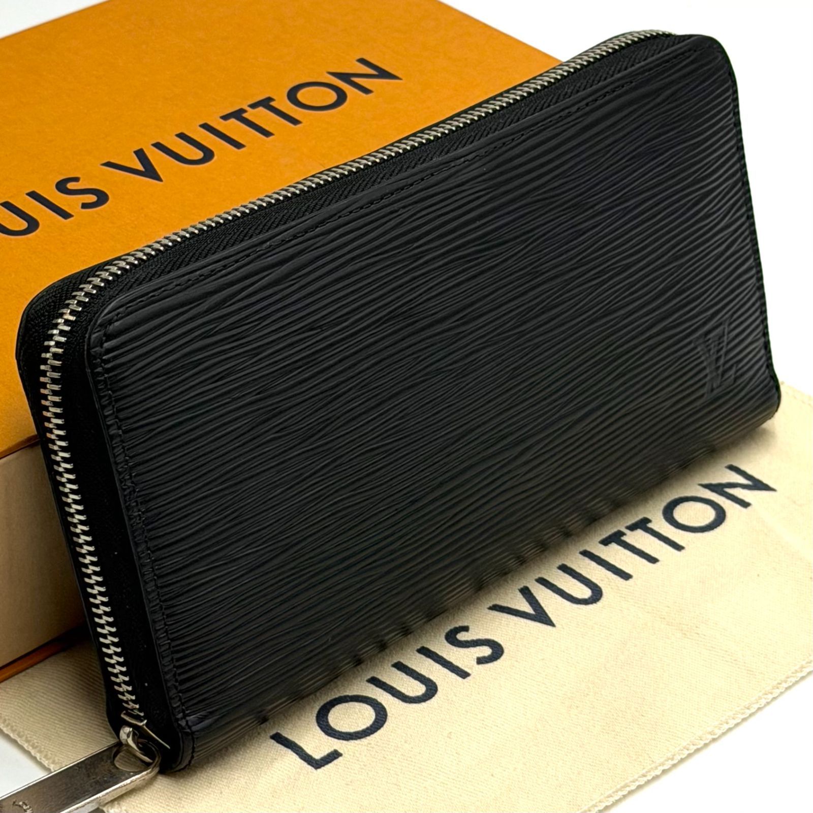 ルイヴィトン LOUIS VUITTON エピ ジッピーウォレット ノワール 新型 NM 長財布 ラウンドファスナー お札入れ 男女兼用 ブラック レザー