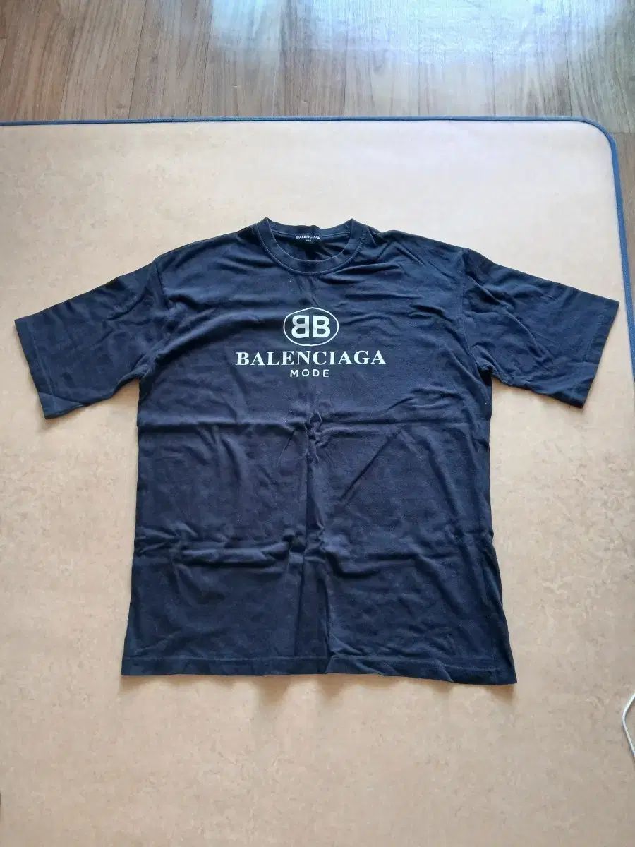 バレンシアガ BB ロゴ 半袖 Tシャツ ブラック