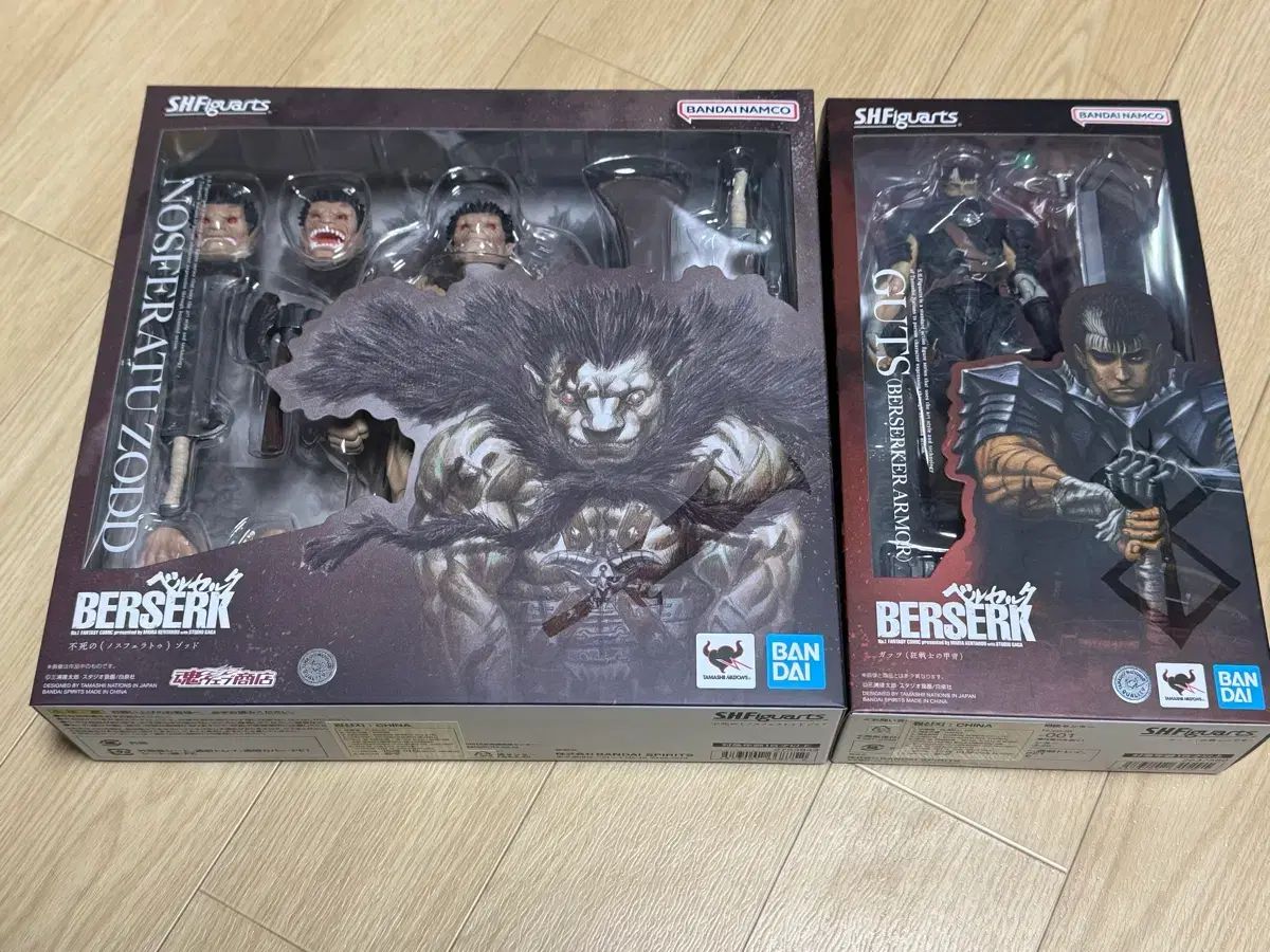 送料込み29 BANDAI SHF ベルセルク フィギュア ガッツ / ゾッド ノスフェラトゥ