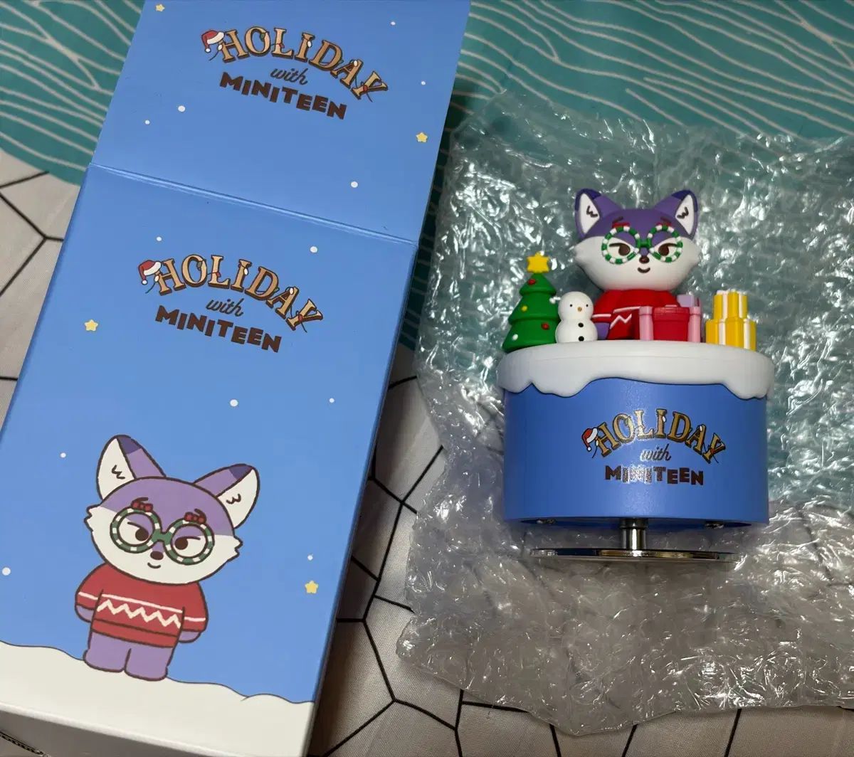 セブンティーン ウォヌ(WONWOO) 爆弾 オルゴール ミニ틴 Figurine Music Box