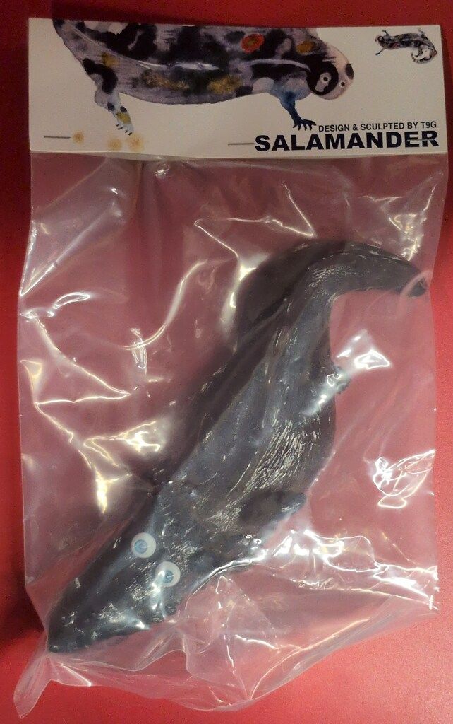 museum T9G サラマンダー SALAMANDER(黒成型/W180mm)