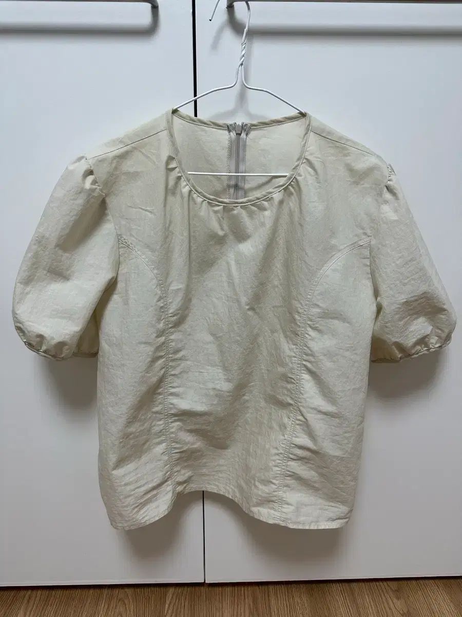 더나무그림 パフ 袖 ブラウス:)