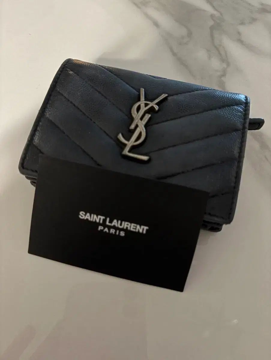 サンローラン マトラッセ 財布 シルバー (正規品)