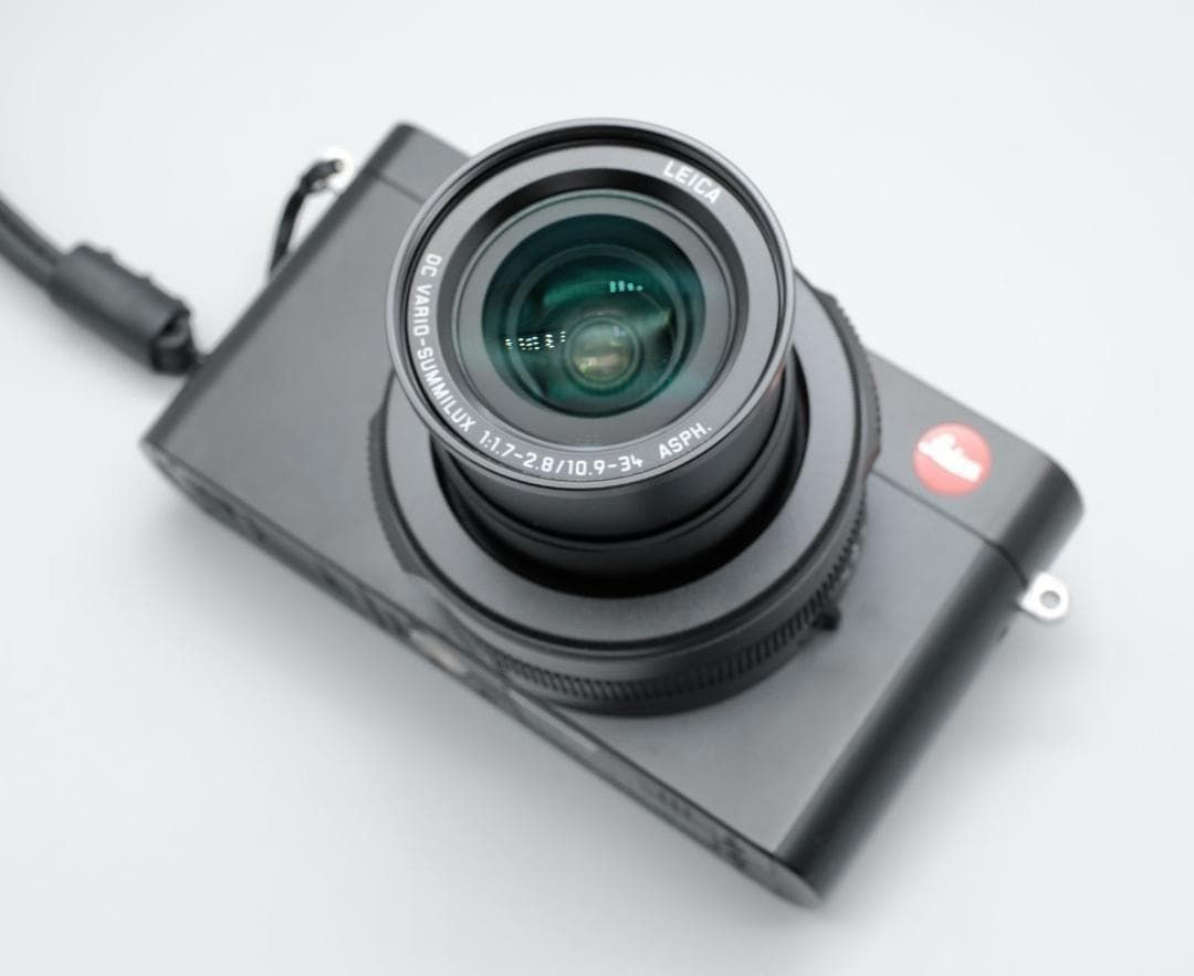 □完動品 美品 LEICA D-LUX 7 ショット数62 - メルカリ