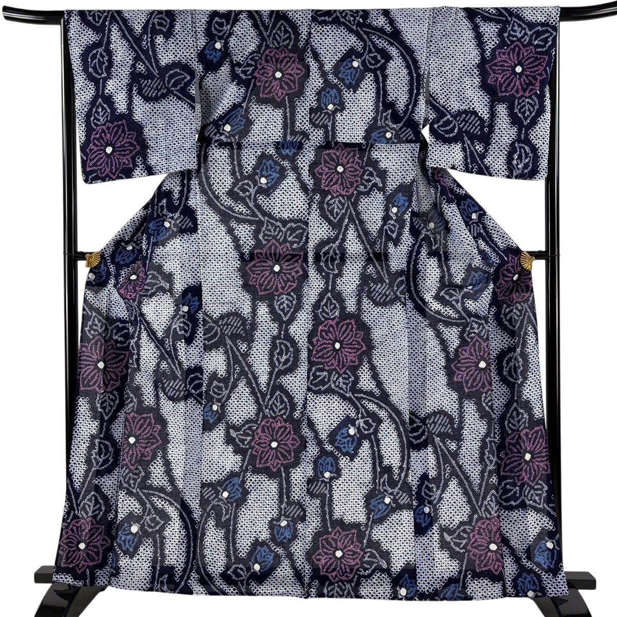 【美品】 浴衣 身丈165cm 裄丈66.5cm M 絞り浴衣 草花 紺色 綿 名品 【中古】
