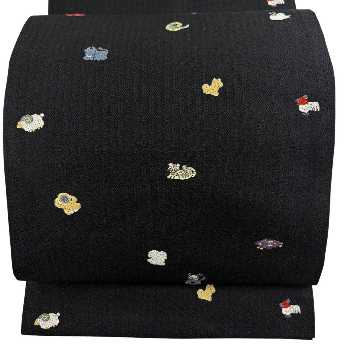 名古屋帯 名品 十二支 黒 正絹 【中古】 12,324円