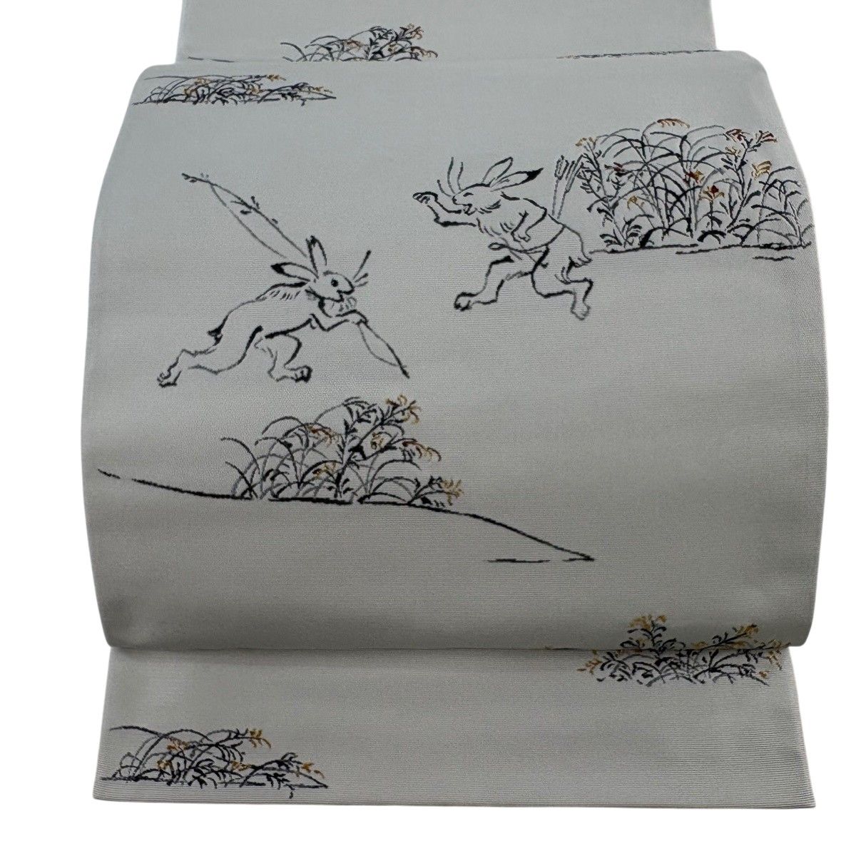 【美品】 袋帯 逸品 川島織物 落款 鳥獣戯画 金糸 灰色 お太鼓柄 正絹 【中古】 26,496円