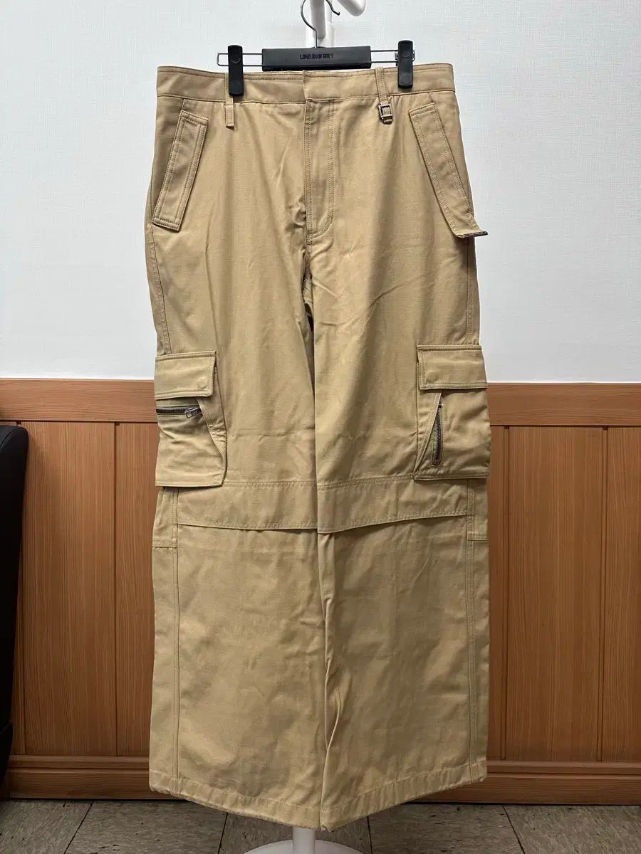 50 ウーヨンミ カーゴ パンツ ベージュ