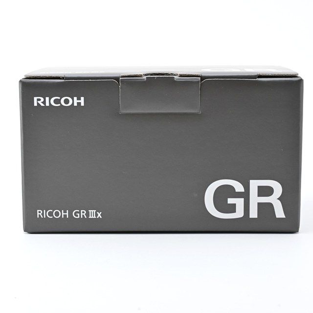 未開封品＞ RICOH GR IIIx｜高級コンパクトデジタルカメラ｜新品未開封