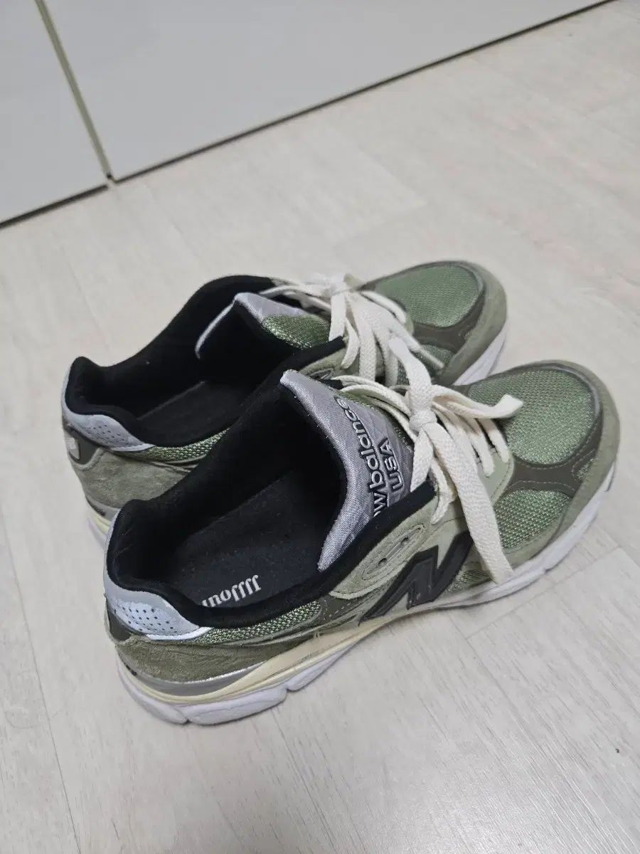 ニューバランス x ジョウンド 990v3 オリーブ 260サイズ 出品