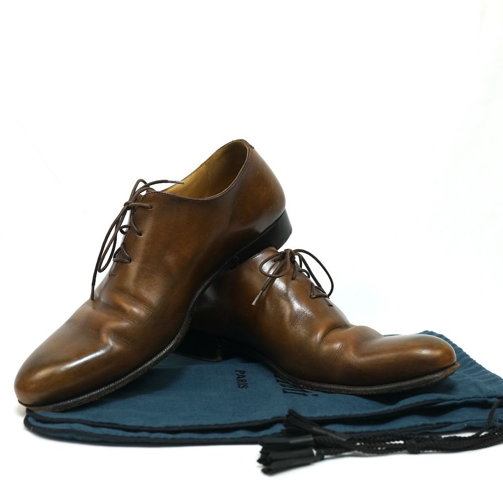 Berluti ベルルッティ パティーヌ加工 ホール カット デザイン