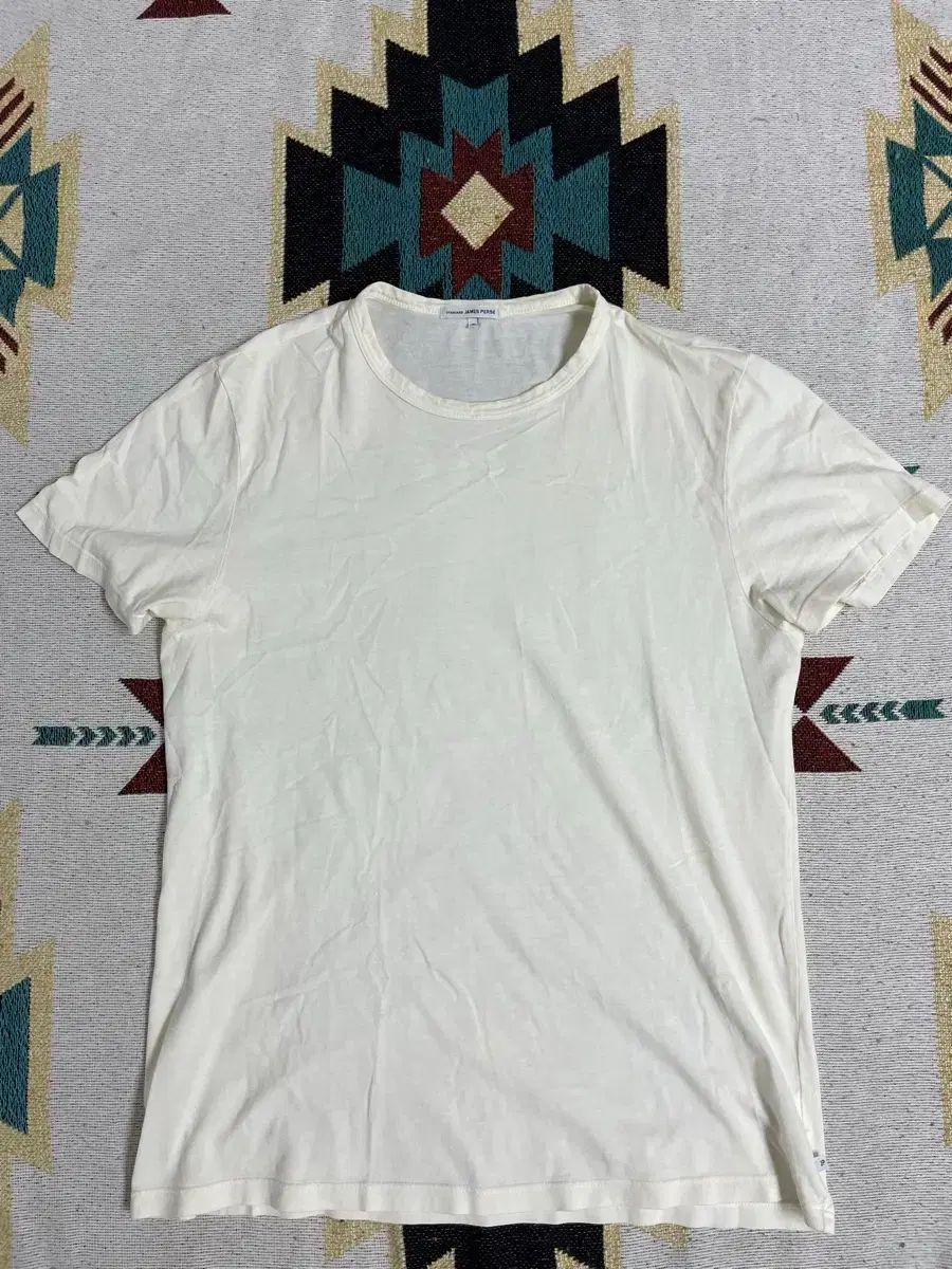 ジェームスパール アイボリー Tシャツ (2)