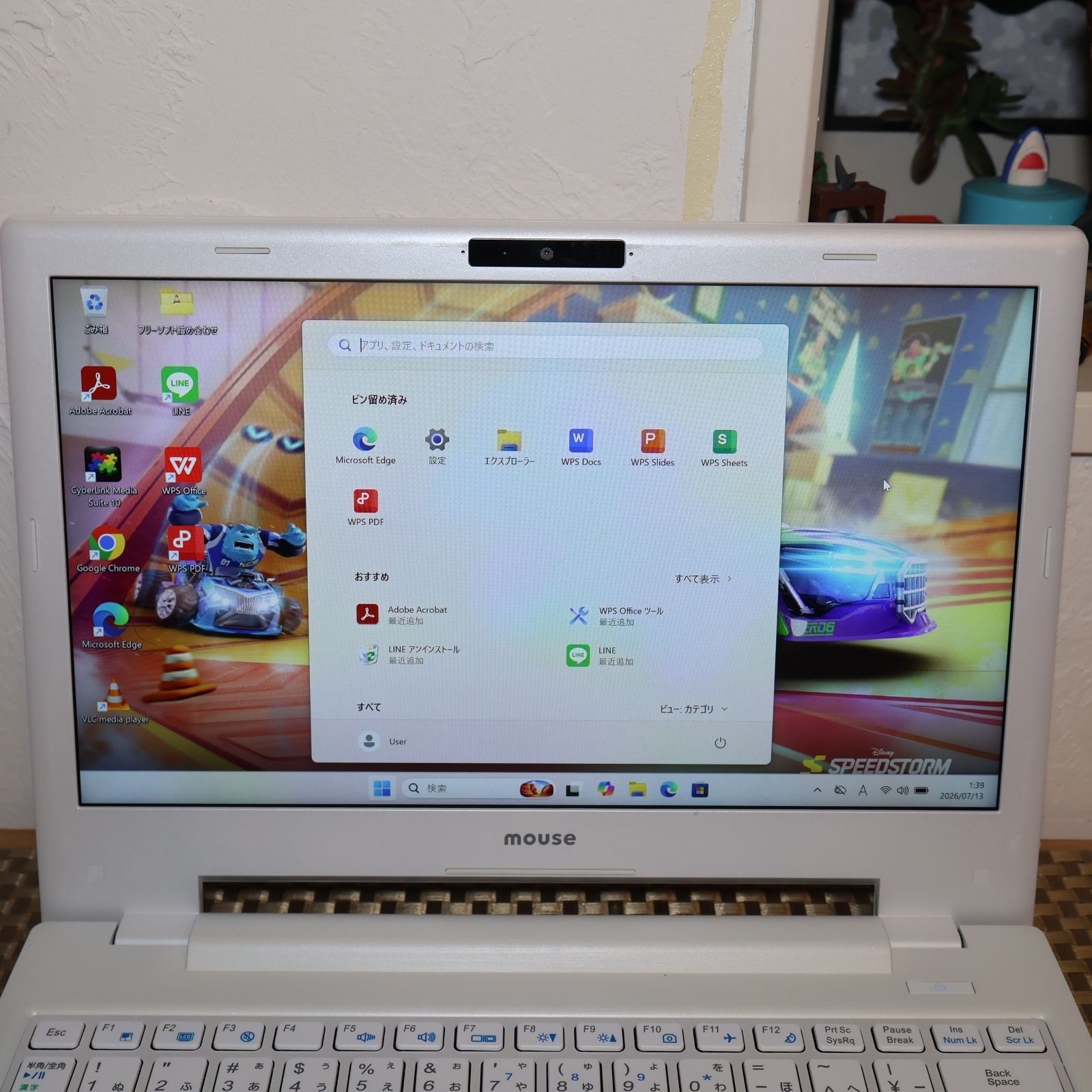 白Win11 Corei5 8GB SSD FHDノートPC マウス製 - メルカリ