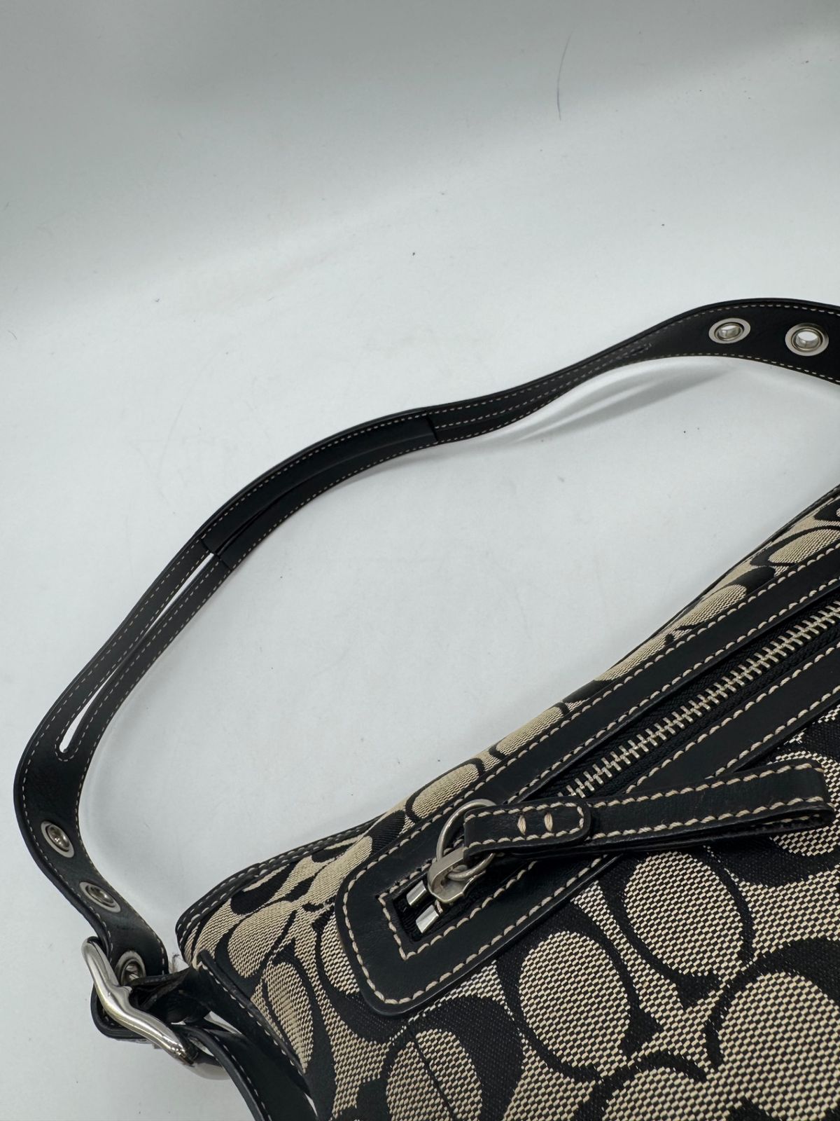 【良品】 COACH コーチ シグネチャー柄 ホーボー バッグ P3334