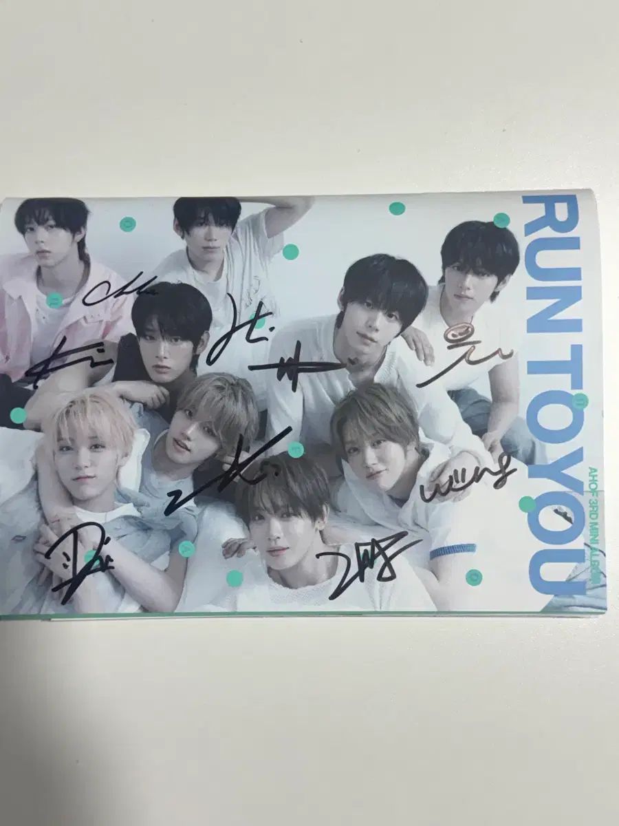 9枚 Run To You サイン入りアルバム 12,030円