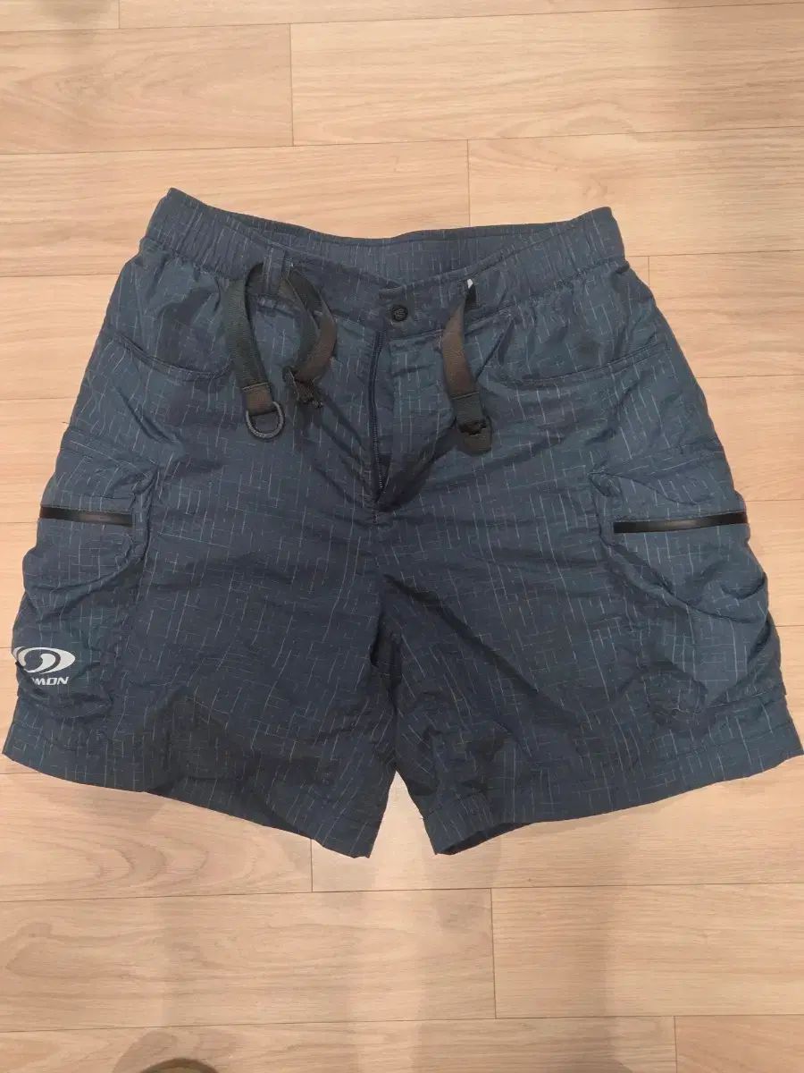 SALOMON サロモン ハーフパンツ ターコイズ