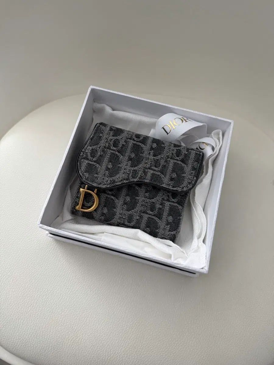 ディオール デニム オブリーク 二つ折り財布