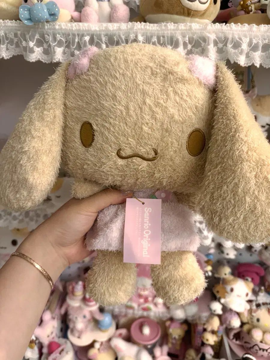 シナモロール モカ クラシック ぬいぐるみ (紙タグあり 新品コンディション)