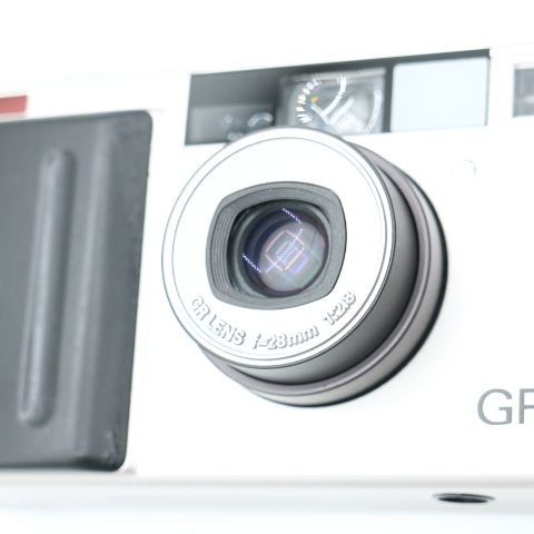 良品】RICOH リコー GR-10 シルバー フィルムカメラ #LE2027165 - メルカリ