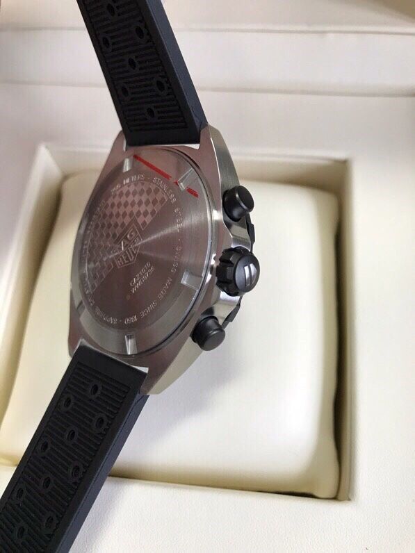 TAG HEUER タグホイヤー フォーミュラ1 クロノグラフ CAZ1010.BA0842 新品 クォーツ クロノグラフ 43mm 腕時計