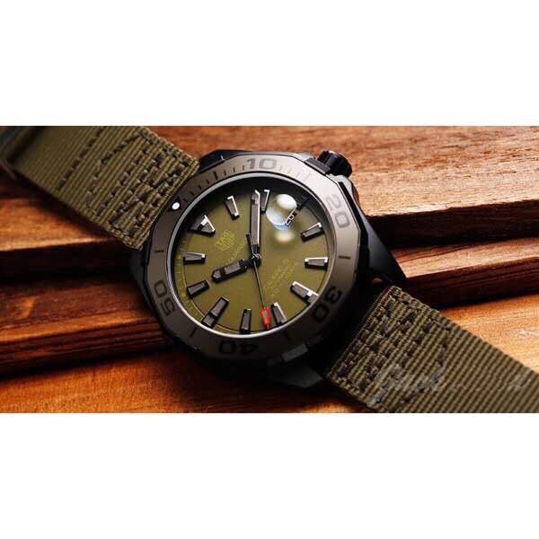 TAG HEUER タグホイヤー アクアレーサー WAY208E.FC8222 新品 自動巻 43mm 腕時計