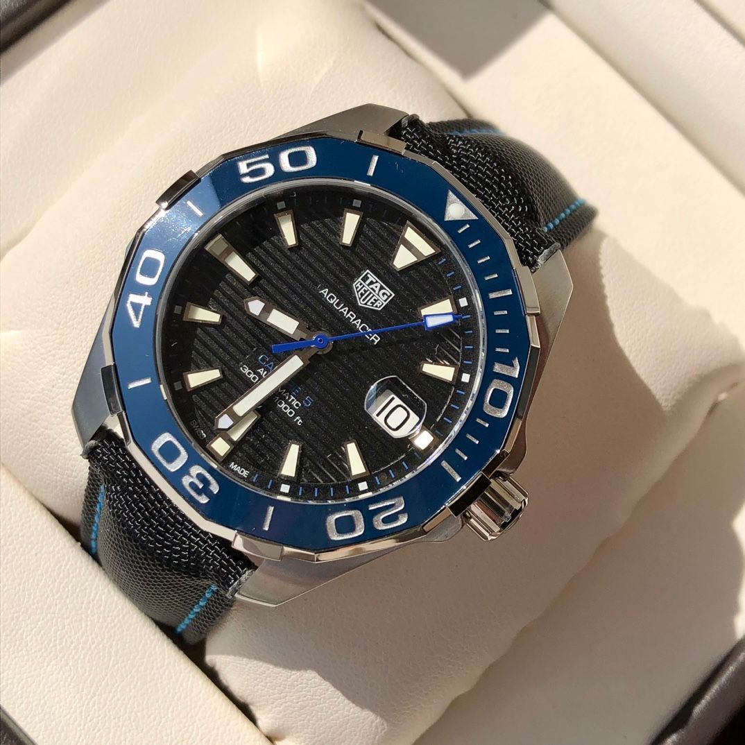 TAG HEUER タグホイヤー アクアレーサー WAY201C.FC6395 新品 自動巻 43mm 腕時計