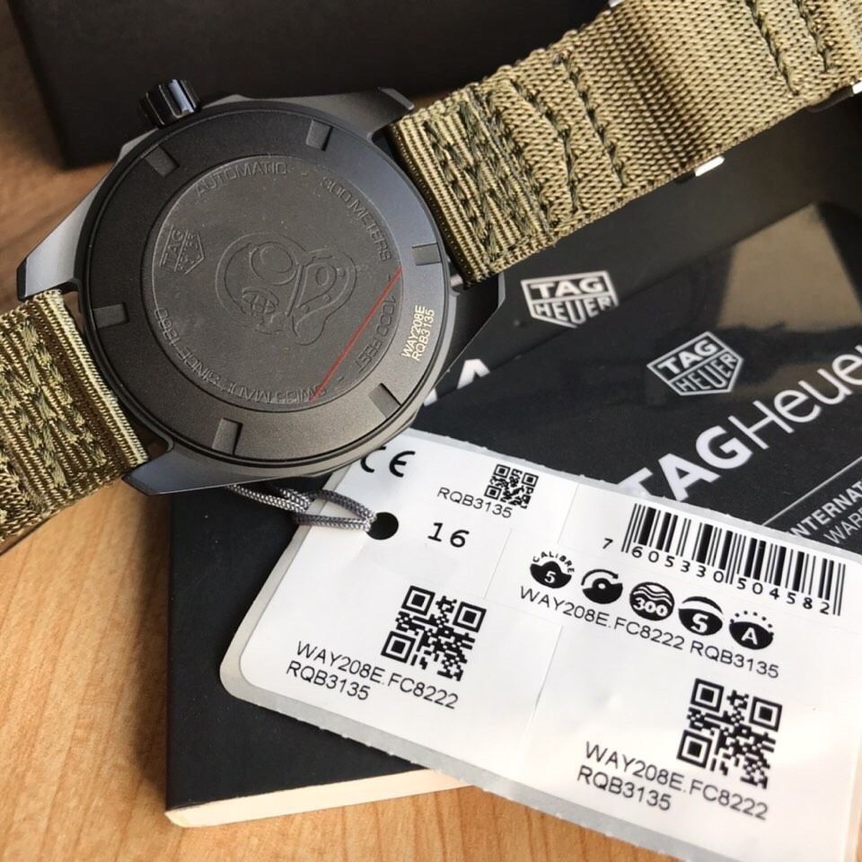 TAG HEUER タグホイヤー アクアレーサー WAY208E.FC8222 新品 自動巻 43mm 腕時計