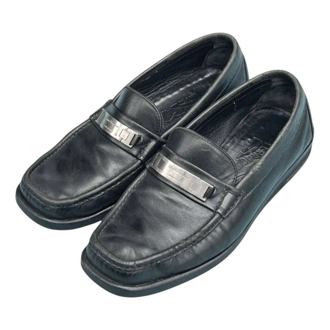 SALVATORE FERRAGAMO Made in Italy Square-toe Leather Loafer (26.5~27.0㎝程度) 17,000円(税込18,700円)