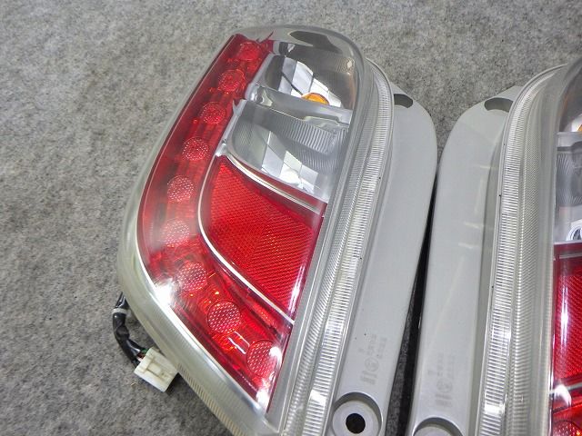 車 ミライース テール 左右 LA300S LA310S ピクシス プレオ 20511