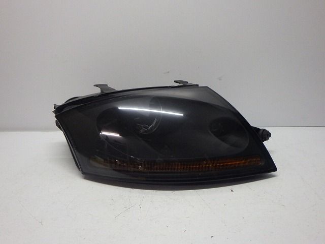 アウディ TT 右ヘッドライト HID キセノン GH-8NAUQ 0 301 164 680 コーティング 綺麗 260708305