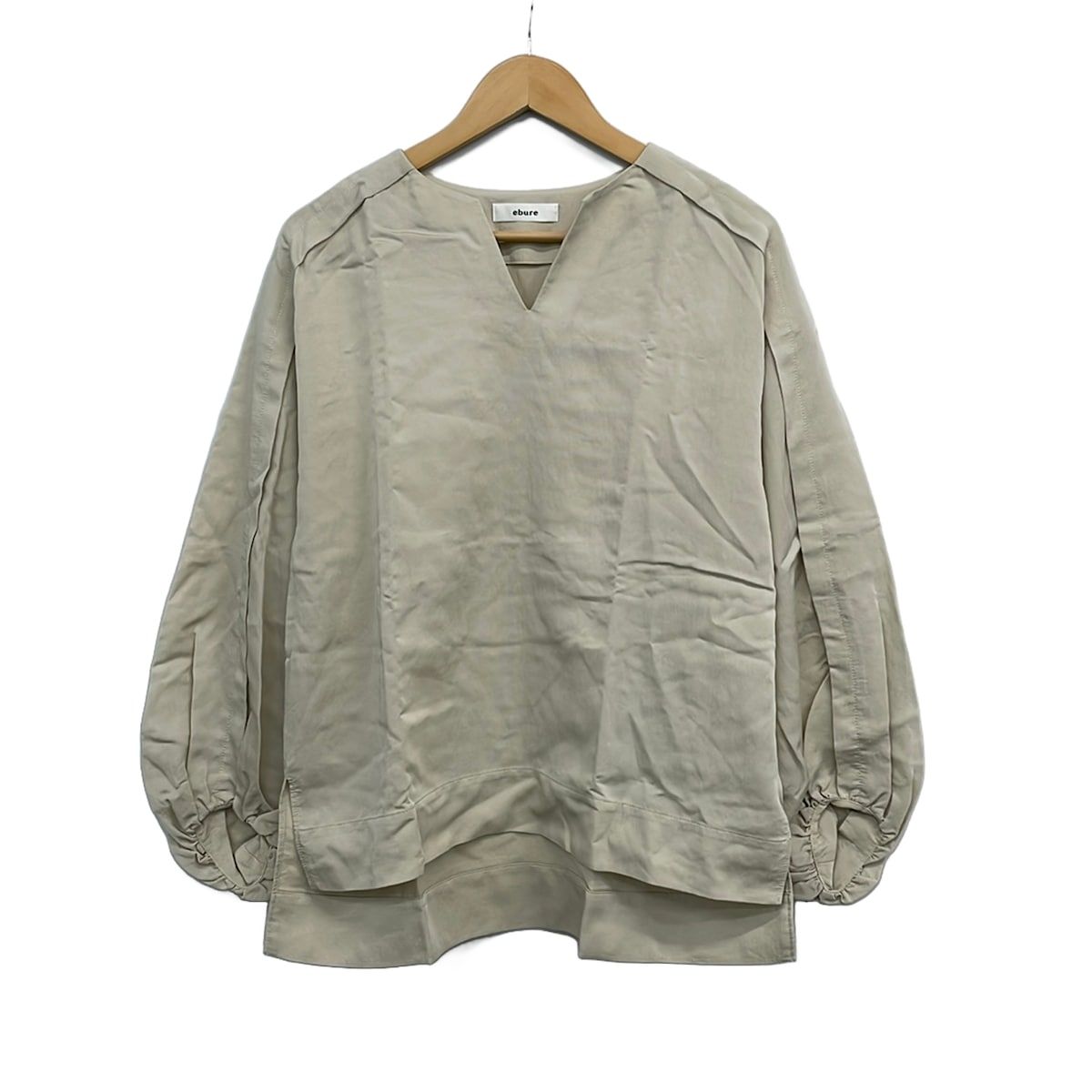 ebure(エブール) 長袖カットソー サイズ38 M レディース美品 - ライトグレー