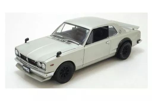 【中古】ミニカー 1/18 NISSAN スカイライン 2000GT-R with Fスポイラー/RSワタナベ(シルバー) [KS08128S]