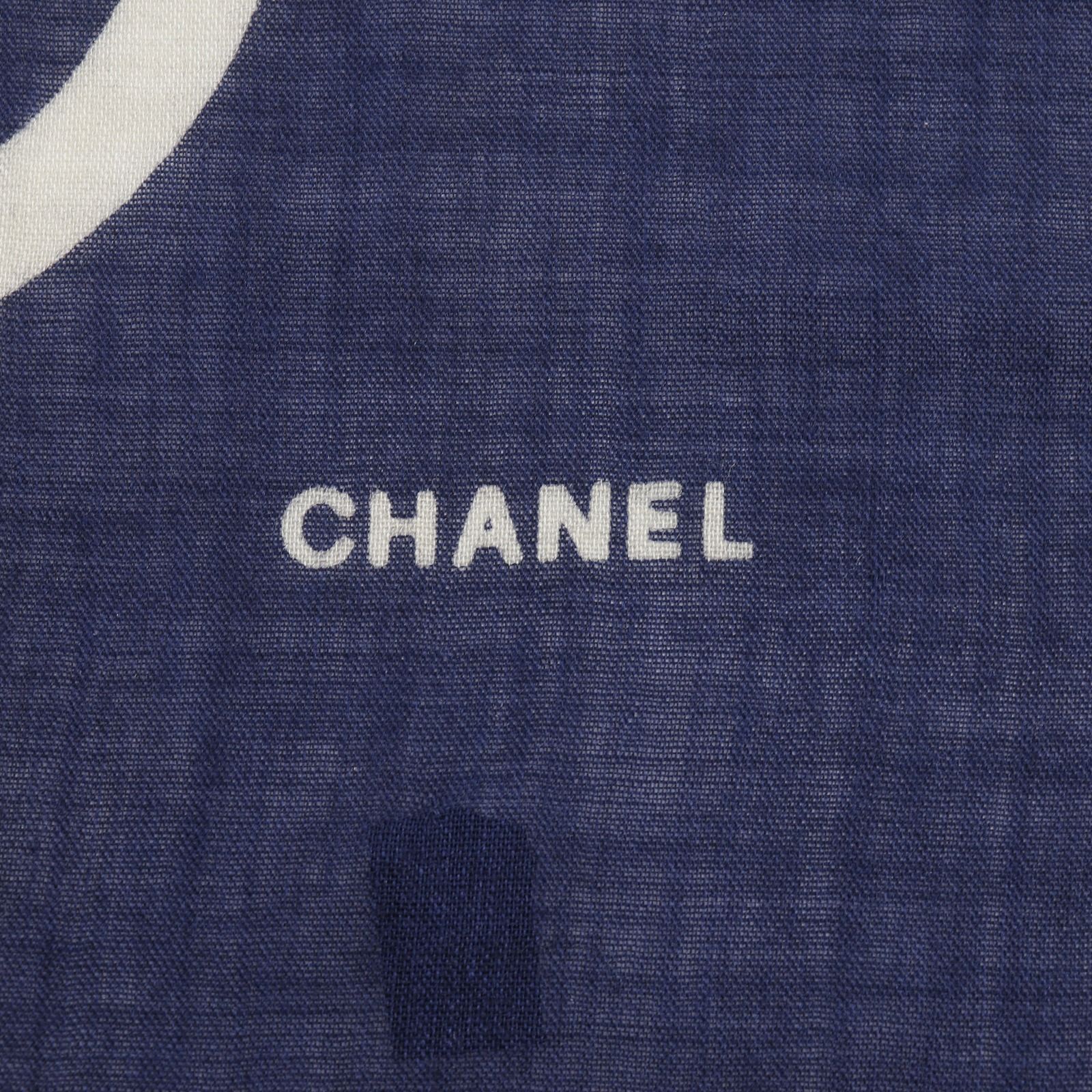 CHANEL】シャネル ココマーク シルク 紺 レディース スカーフ - メルカリ