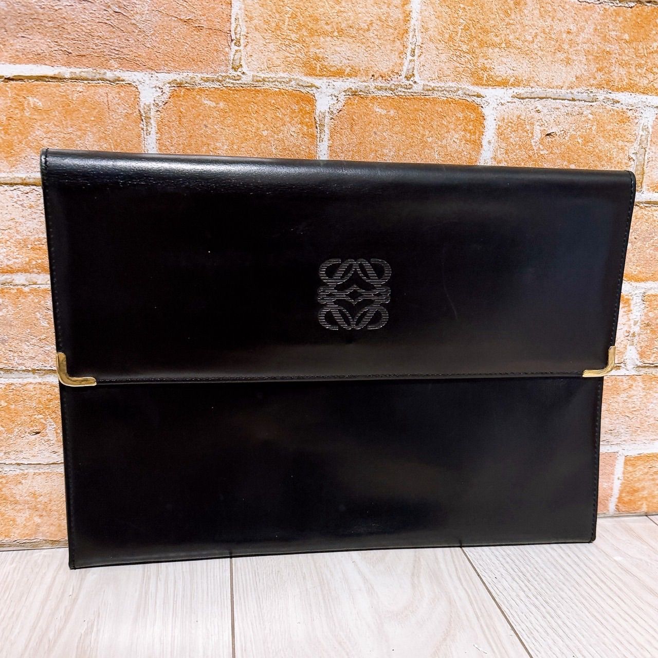 (美品) LOEWE(ロエベ)クラッチバッグ レザー ブラック