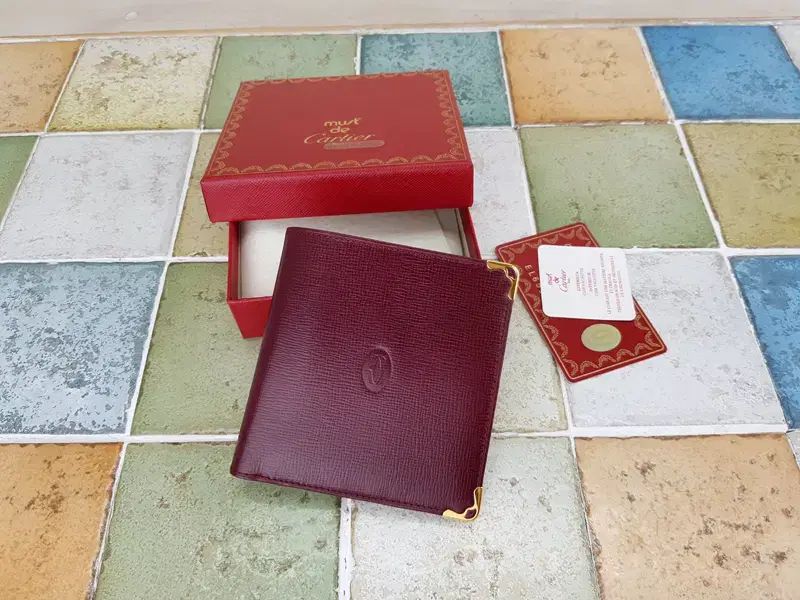 Cartier カルティエ ユニセックス 二つ折り財布