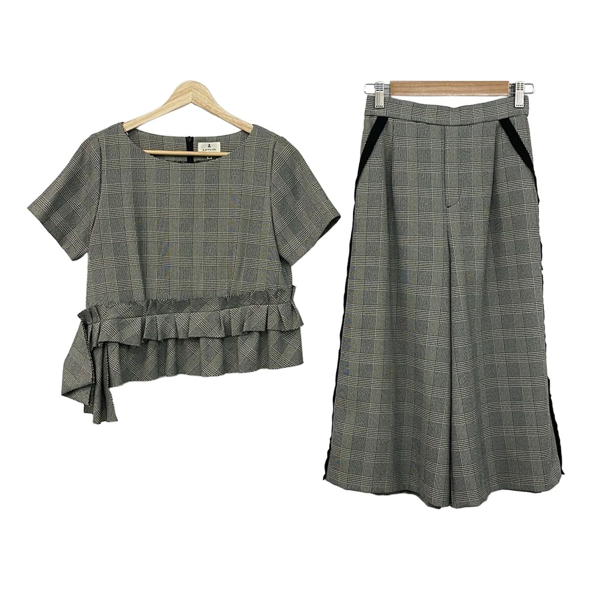 LANVIN en Bleu(ランバンオンブルー) レディースパンツセットアップ レディース美品 黒×白 半袖/チェック柄/フリル