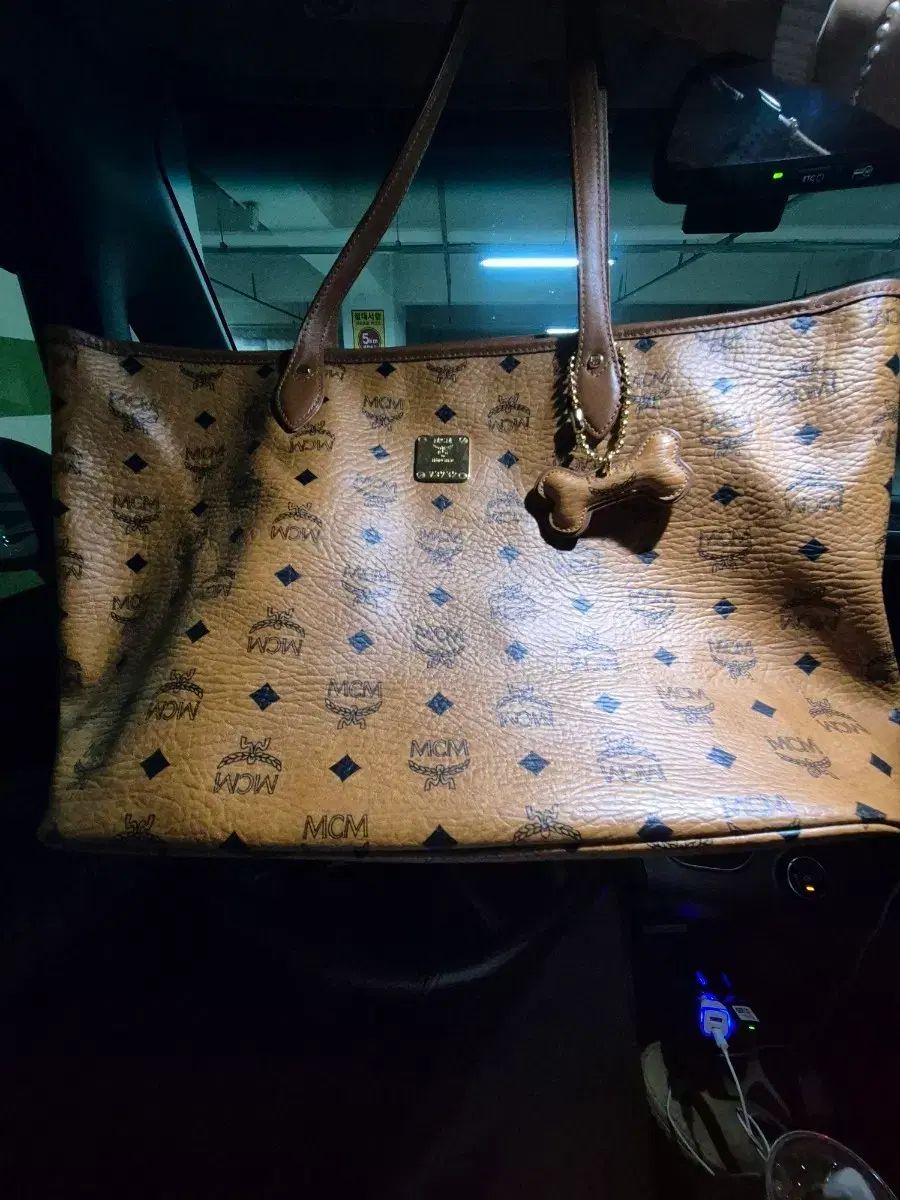 MCM コニャック 骨型 トートバッグ