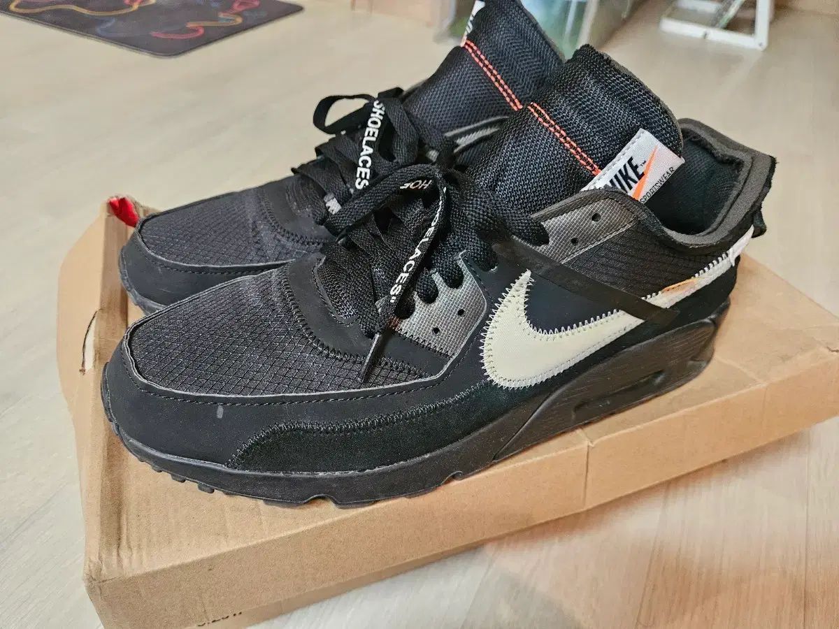 310 NIKE x オフホワイト エア マックス 90 V2 ブラック 白