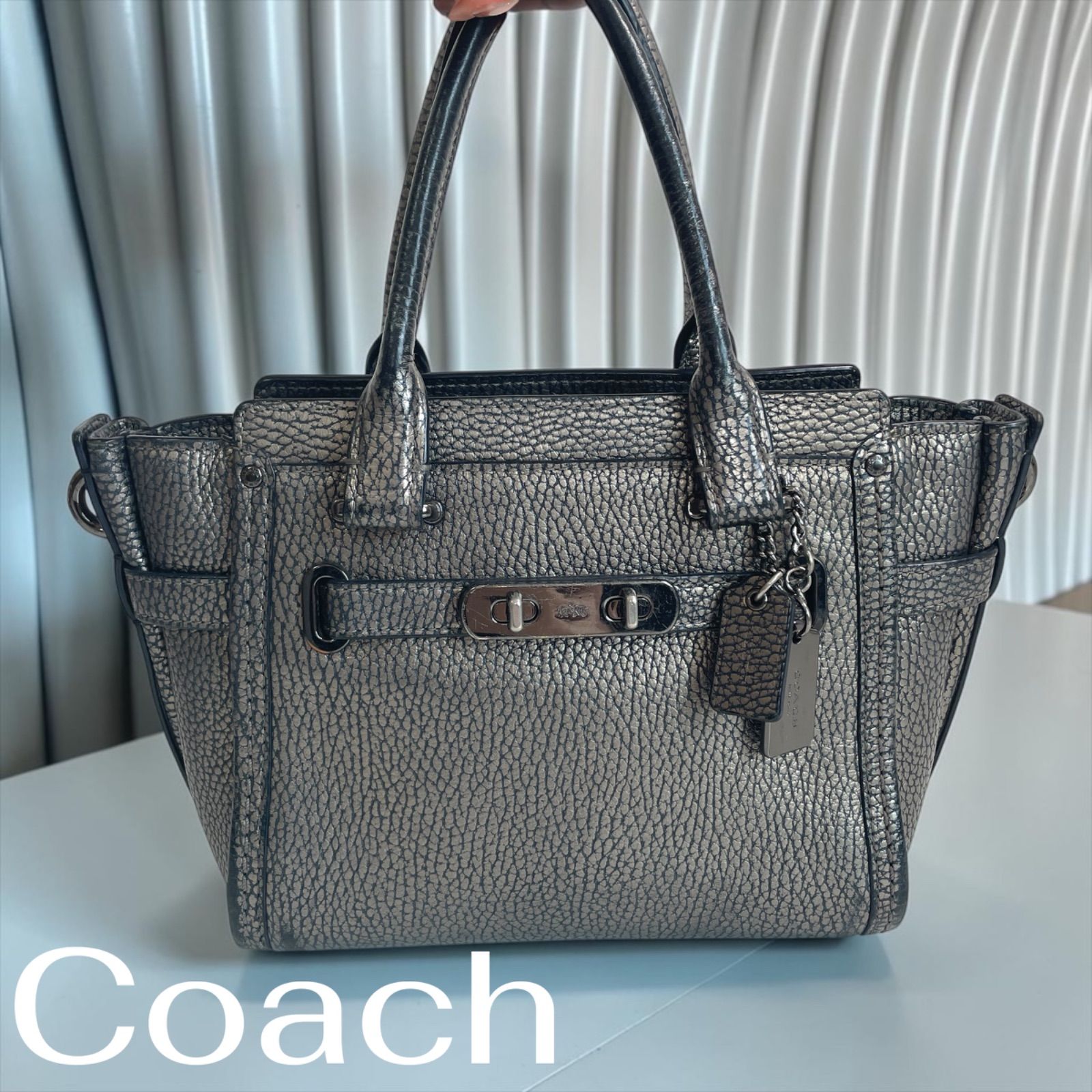 Coach メタリックグレー ハンドバッグ Coach ハンドバッグ メタリックグレー 2way - メルカリ