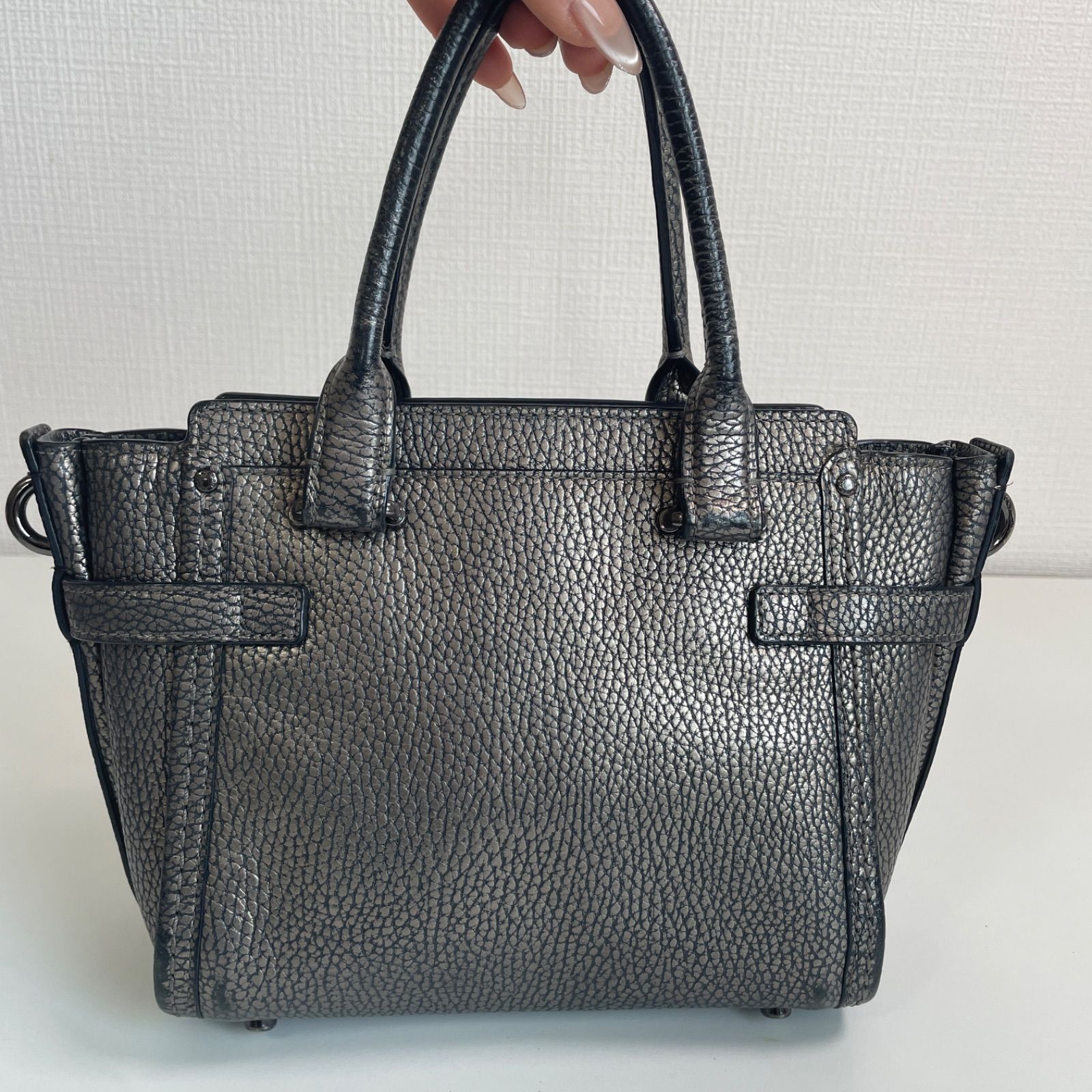 Coach メタリックグレー ハンドバッグ Coach ハンドバッグ メタリックグレー 2way - メルカリ