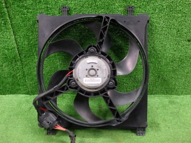 VW アップ！ DBA-AACHY 電動ファン 1S0121207J 9382