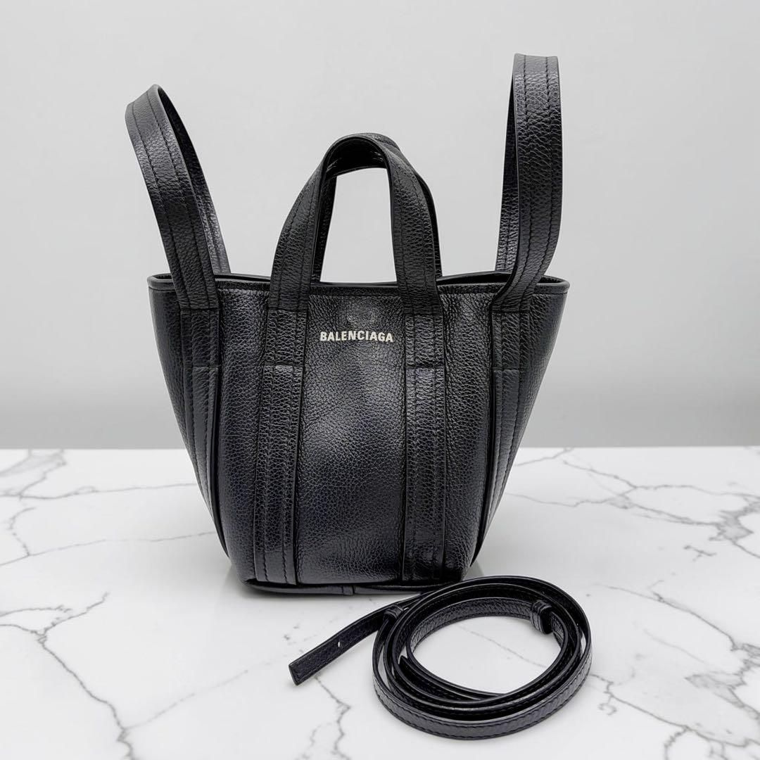⭐️美品⭐️ バレンシアガ エブリデイ2.0 ノースサウス ショルダーバッグ