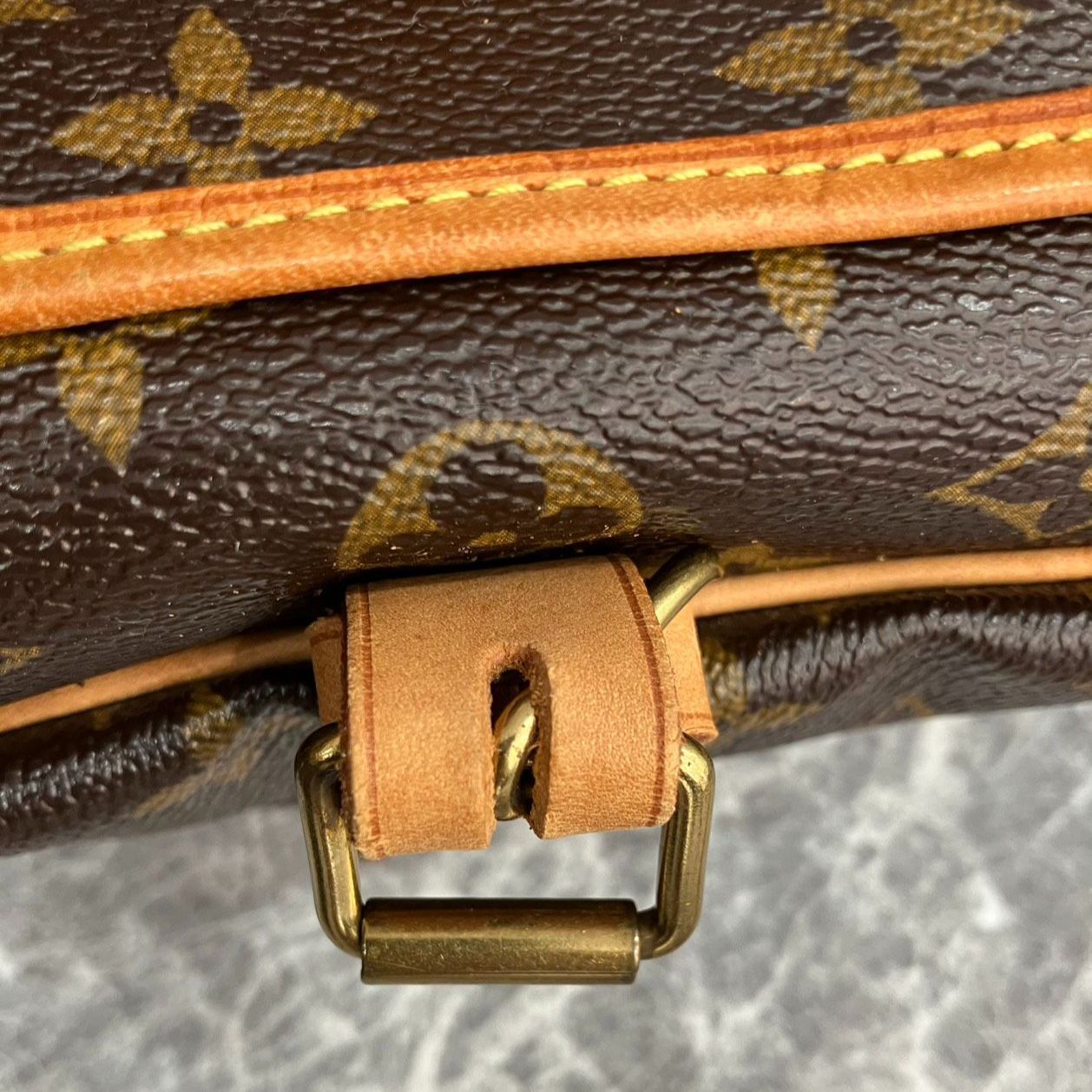 【送料無料】【お買い得品】【LV】【モノグラム】LOUIS VUITTON ソミュール30