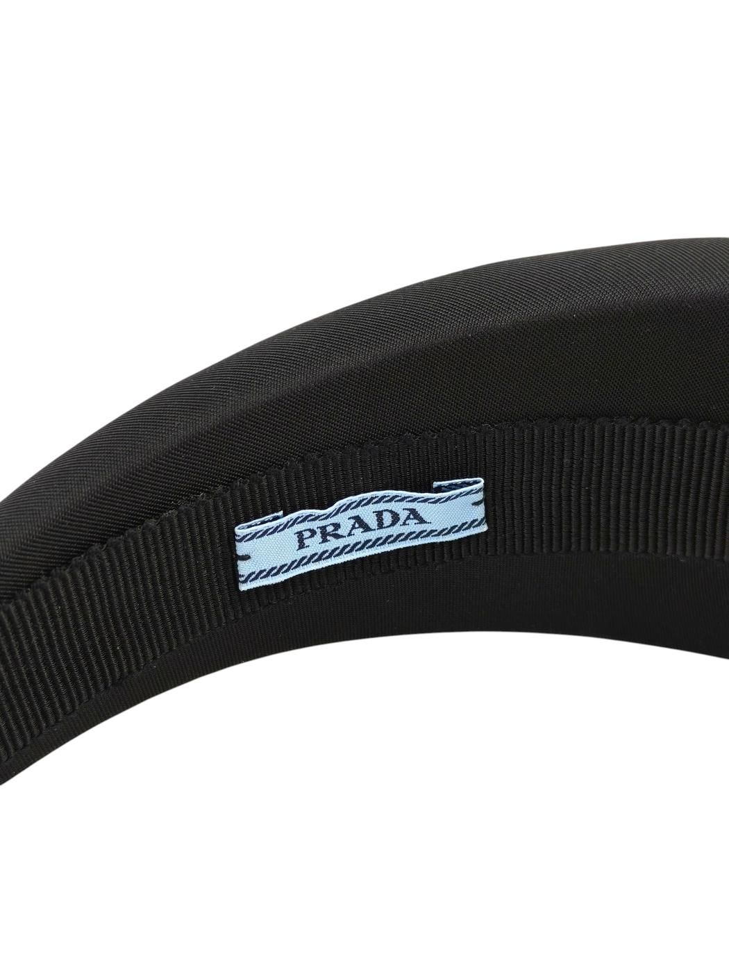 PRADA プラダ 三角ロゴ付き カチューシャ ブラック 管理番号：11544