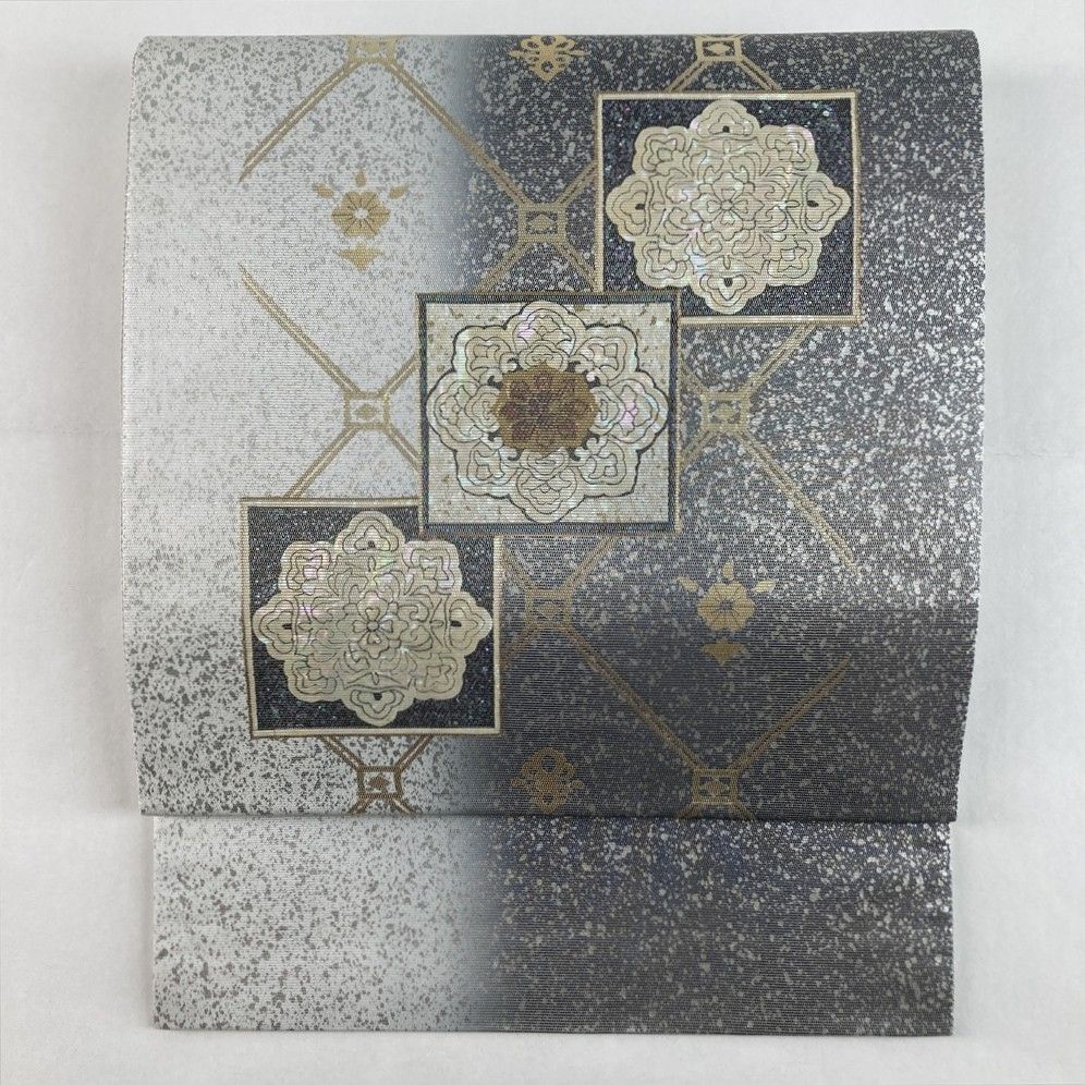たんす屋 TANSU-YA リユース帯 帯 袋帯 白 グレー フォーマル セミフォーマル 織り 華紋 蜀江 螺鈿貼絵 ぼかし 絹 六通 洗い済 7650004305446