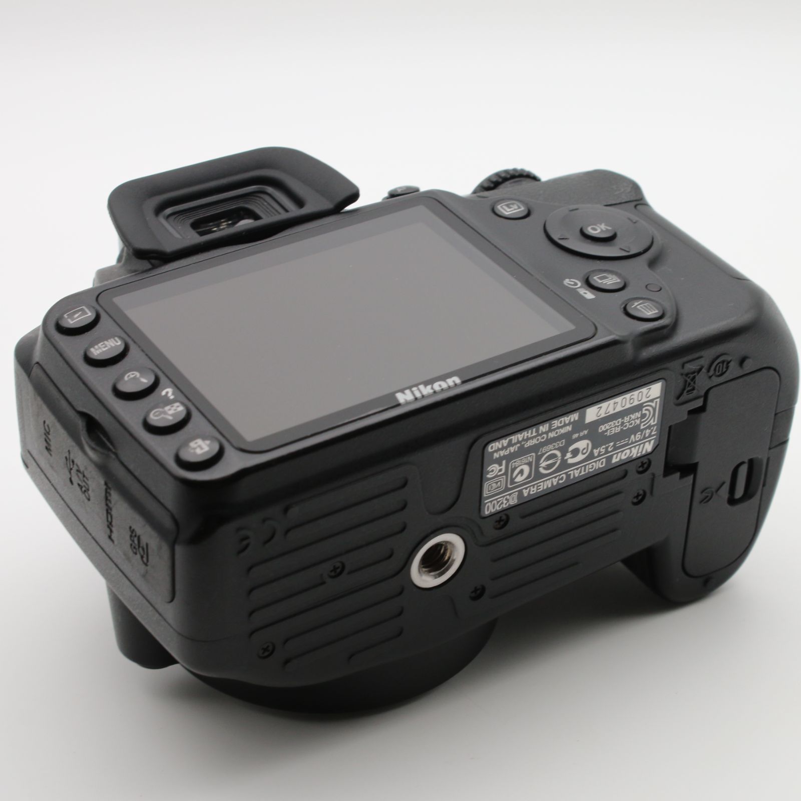 極上品】 Nikon D3200 レンズキット AF-S DX NIKKOR 18-55mm f/3.5-5.6