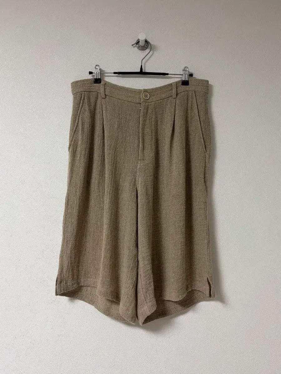 ザラ メンズ リネン ハーフパンツ